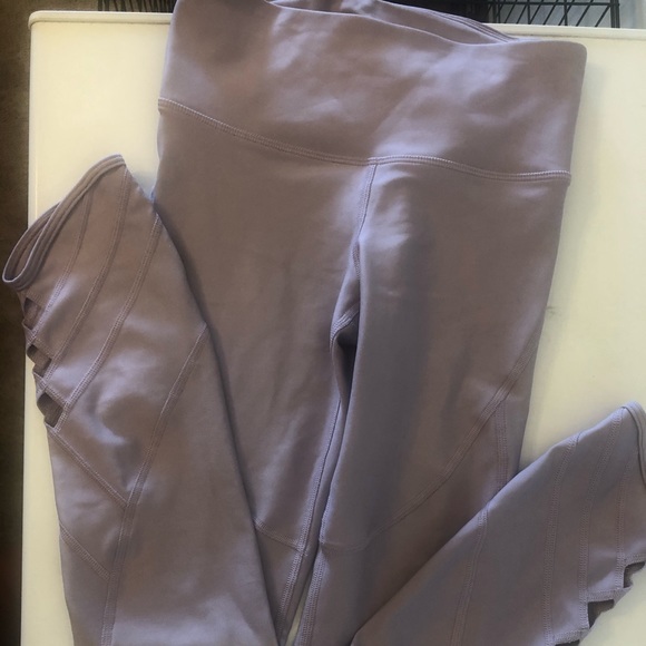 Under armor high wasted - Picture 1 of 6